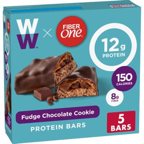 How many sugar are in chocolate fudge, high protein bar - calories, carbs, nutrition
