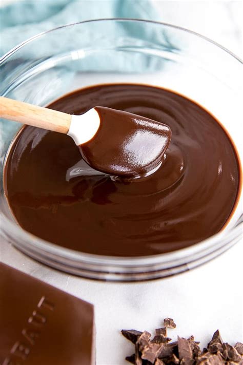 How many sugar are in chocolate ganache filling - calories, carbs, nutrition