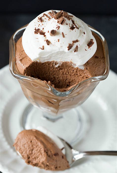 How many sugar are in chocolate mousse 1 oz - calories, carbs, nutrition