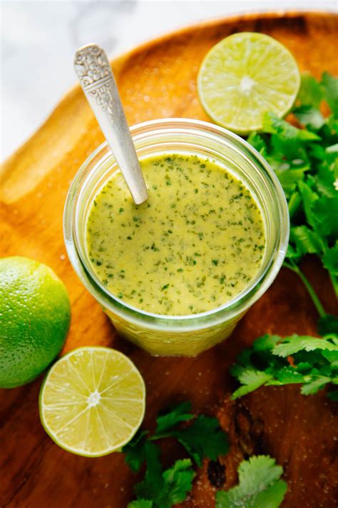 How many sugar are in cilantro vinaigrette (29420.3) - calories, carbs, nutrition