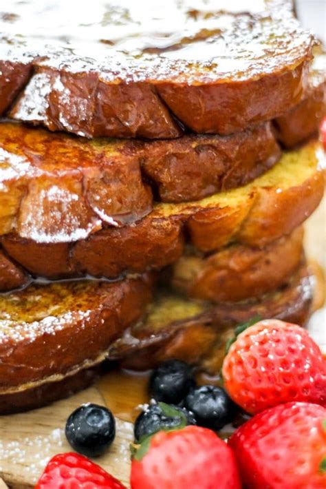 How many sugar are in cinnamon french toast (45692.6) - calories, carbs, nutrition