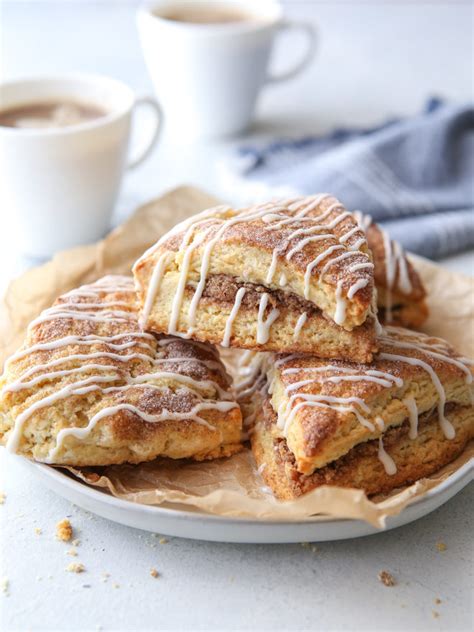 How many sugar are in cinnamon scones - calories, carbs, nutrition