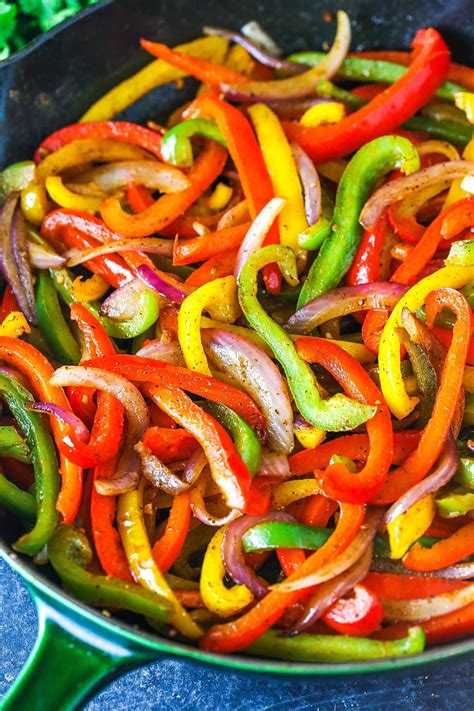 How many sugar are in classic fajita veggies - calories, carbs, nutrition