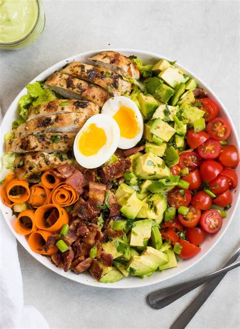 How many sugar are in cobb salad, 32 oz - calories, carbs, nutrition