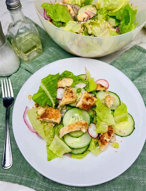 How many sugar are in coconut chicken salad - calories, carbs, nutrition