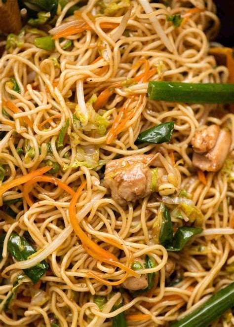 How many sugar are in combo chow mein - calories, carbs, nutrition