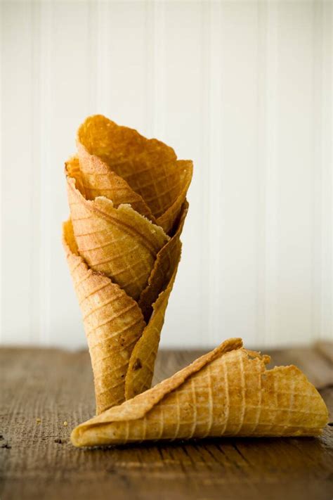 How many sugar are in cone waffle conv ea - calories, carbs, nutrition