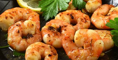 How many sugar are in cooked shrimp - tail off - calories, carbs, nutrition