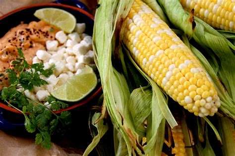 How many sugar are in corn cob grilled mexican mayonnaise & cotija - calories, carbs, nutrition