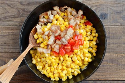 How many sugar are in corn o'brien with peppers - calories, carbs, nutrition