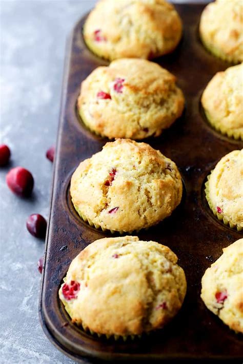 How many sugar are in cranberry orange walnut corn muffins - calories, carbs, nutrition