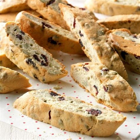 How many sugar are in cranberry walnut biscotti - calories, carbs, nutrition