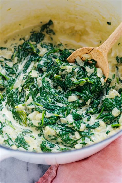 How many sugar are in creamed spinach - calories, carbs, nutrition