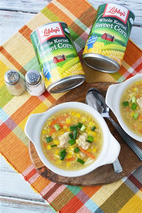 How many sugar are in creamy chicken corn soup - calories, carbs, nutrition