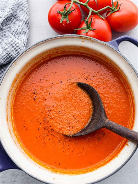 How many sugar are in creamy tomato soup - calories, carbs, nutrition