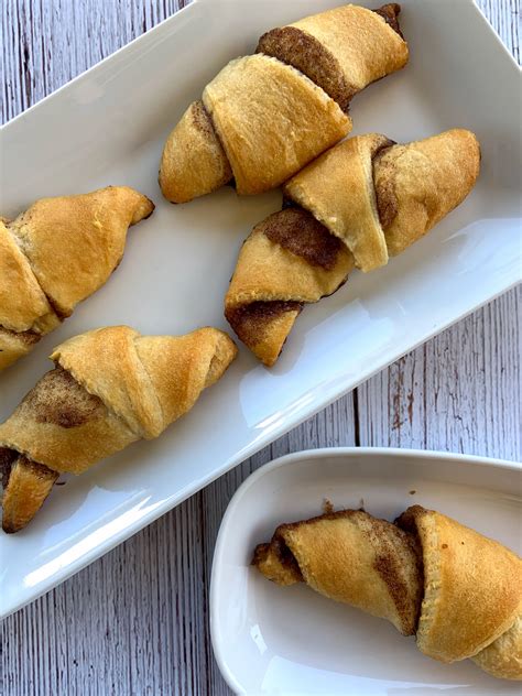 How many sugar are in crescent rolls - calories, carbs, nutrition
