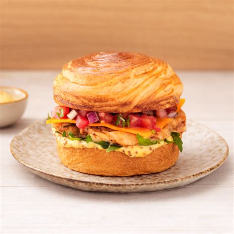 How many sugar are in croissant burger - calories, carbs, nutrition