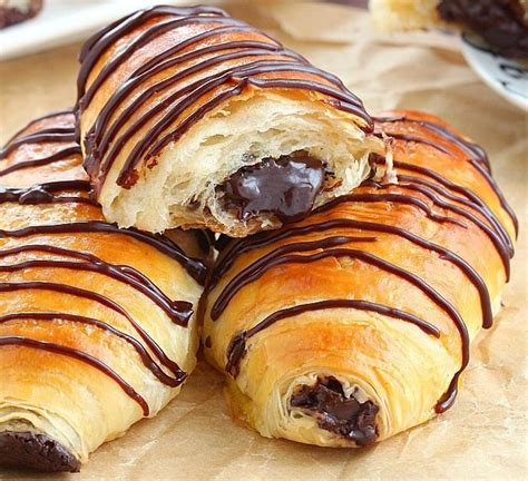 How many sugar are in croissant schoko - calories, carbs, nutrition