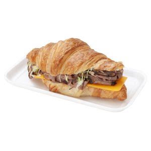 How many sugar are in croissant with roast beef cheddar - calories, carbs, nutrition