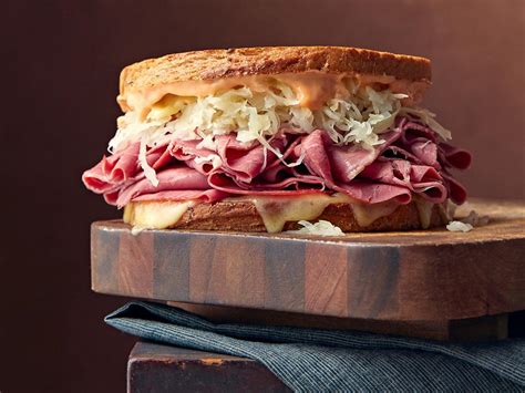 How many sugar are in cuban reuben - calories, carbs, nutrition