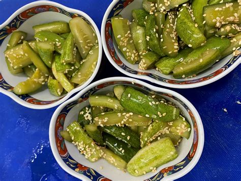 How many sugar are in cucumber pickled asian 1/4 cup - calories, carbs, nutrition