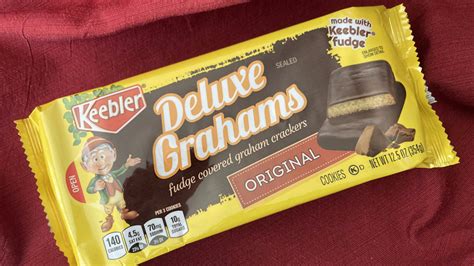 How many sugar are in deluxe grahams - calories, carbs, nutrition