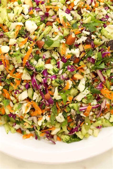 How many sugar are in detox salad - calories, carbs, nutrition