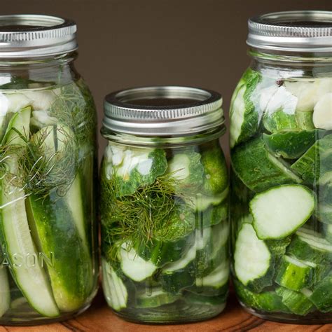How many sugar are in dill - calories, carbs, nutrition