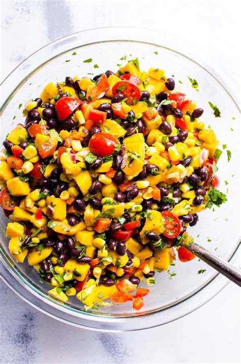 How many sugar are in dominican black bean mango salad plate - calories, carbs, nutrition