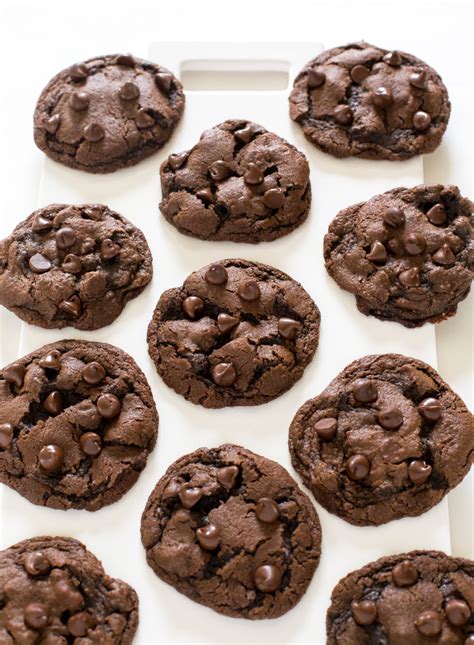 How many sugar are in double chocolate chip cookies - calories, carbs, nutrition