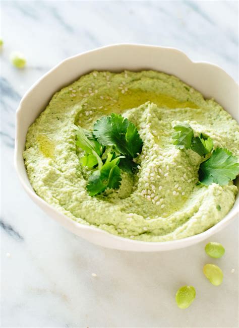 How many sugar are in edamame and hummus - calories, carbs, nutrition