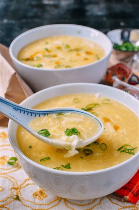 How many sugar are in egg drop soup, white pepper seasoned - calories, carbs, nutrition