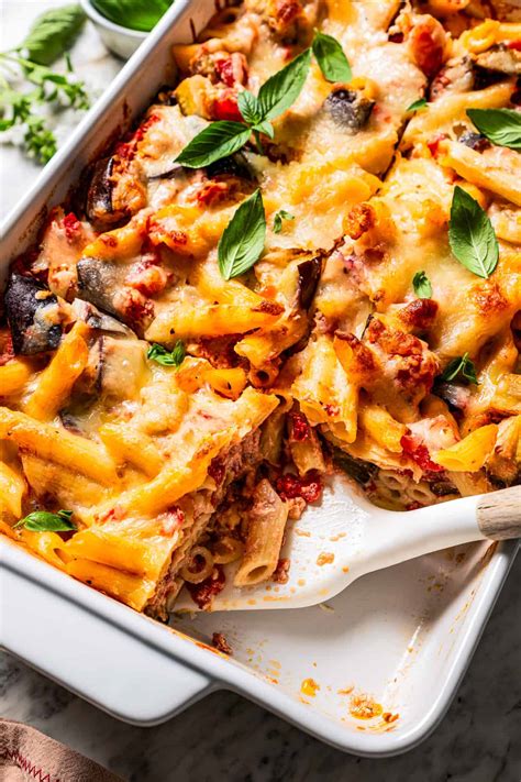 How many sugar are in eggplant melaneze with penne casserette - calories, carbs, nutrition
