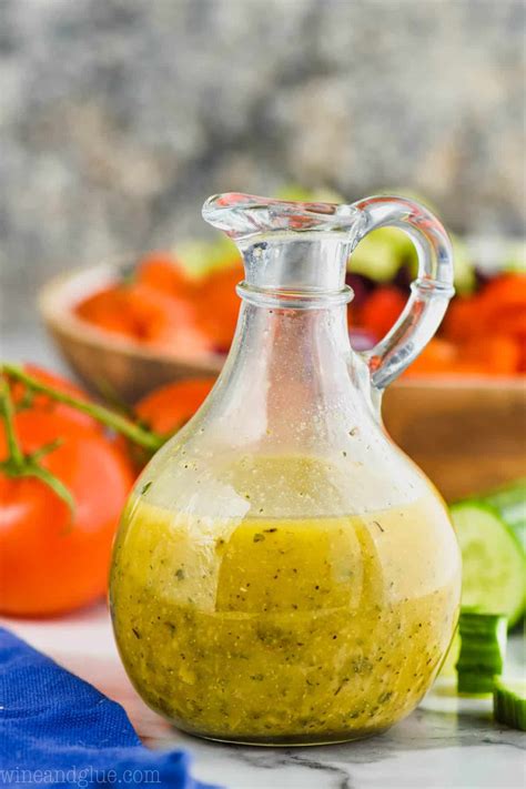 How many sugar are in elements - dressing greek vinaigrette - calories, carbs, nutrition