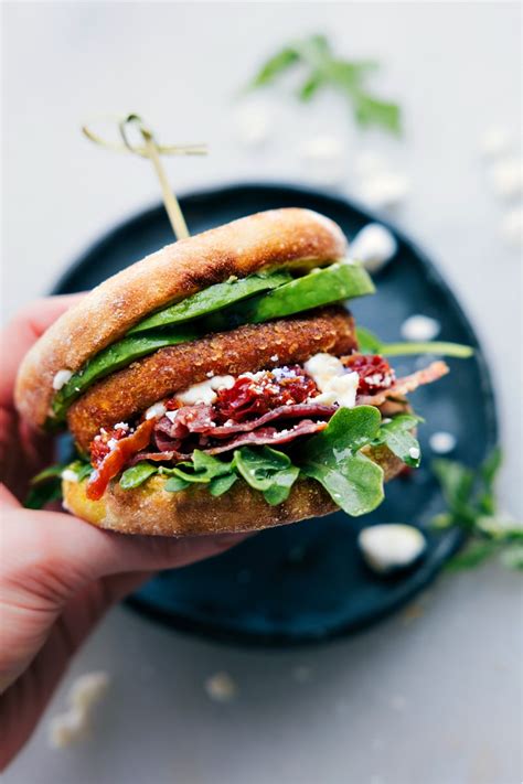 How many sugar are in english muffin sandwich - calories, carbs, nutrition