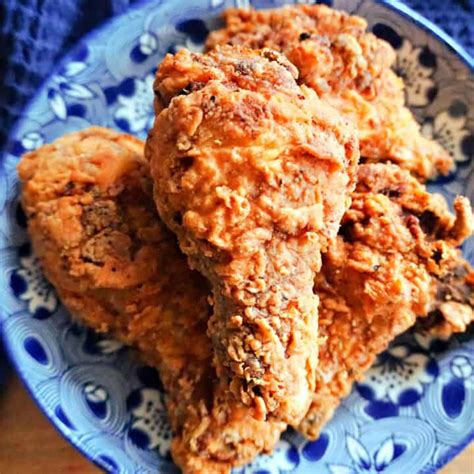 How many sugar are in extra crispy fried chicken - calories, carbs, nutrition