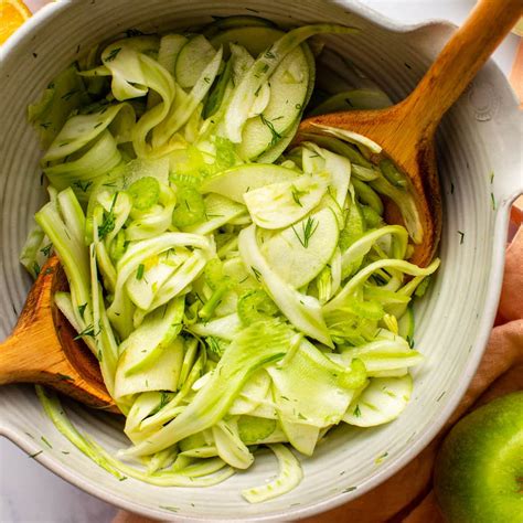 How many sugar are in fennel and lemon salad - calories, carbs, nutrition