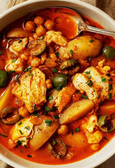 How many sugar are in fish stew - calories, carbs, nutrition