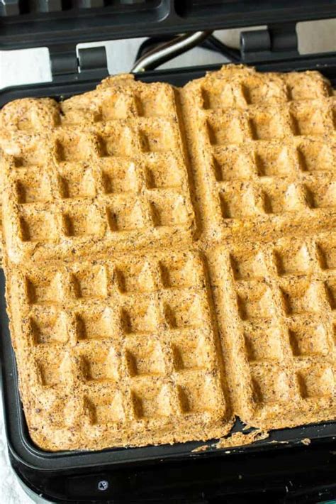 How many sugar are in flax plus waffles - calories, carbs, nutrition