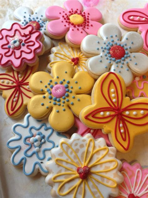 How many sugar are in flower cookie - calories, carbs, nutrition
