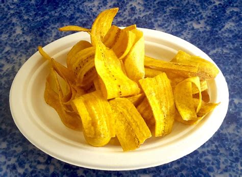 How many sugar are in fried plantain chips - calories, carbs, nutrition