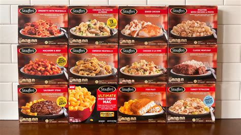 How many sugar are in frozen entrees - savory pork with pecans & green beans - calories, carbs, nutrition