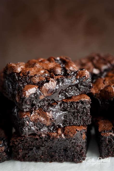 How many sugar are in fudgy brownies - calories, carbs, nutrition