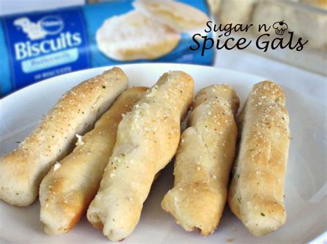 How many sugar are in garlic breadsticks - calories, carbs, nutrition