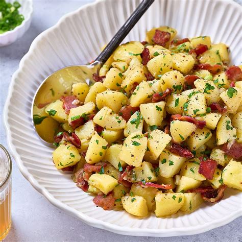 How many sugar are in german potato salad - calories, carbs, nutrition