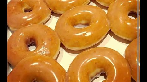 How many sugar are in glazed donut - calories, carbs, nutrition