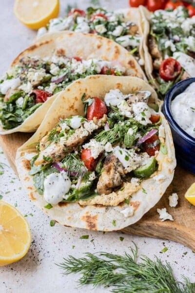 How many sugar are in greek chicken taco - calories, carbs, nutrition
