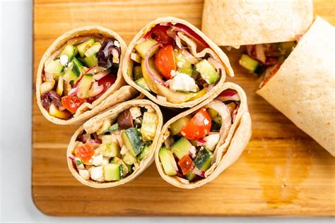 How many sugar are in greek vegetable wrap - calories, carbs, nutrition