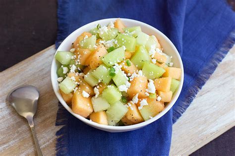 How many sugar are in green bean cantaloupe salad - calories, carbs, nutrition