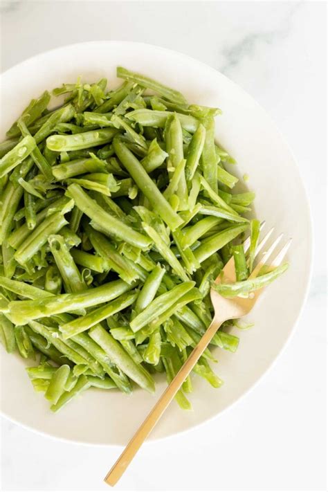 How many sugar are in green beans french cut & carrots steamed 4 oz - calories, carbs, nutrition